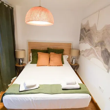 Letmalaga Carreteria Apartment